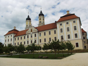 Kloster-Roggenburg